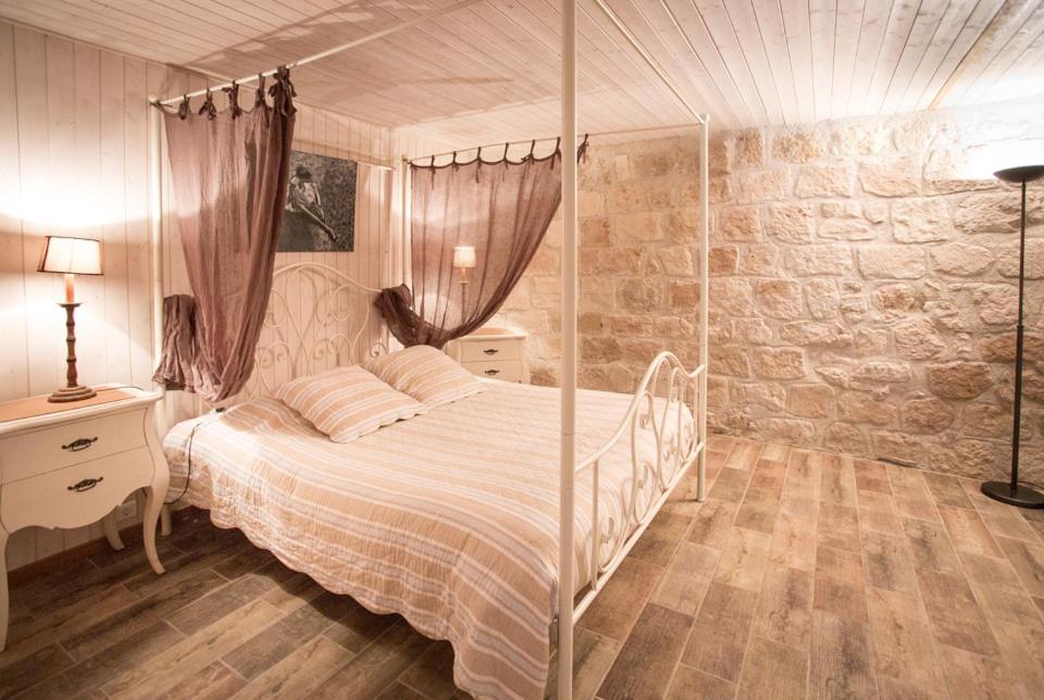 Chateau De Pleneselve Bon-Encontre Kültér fotó