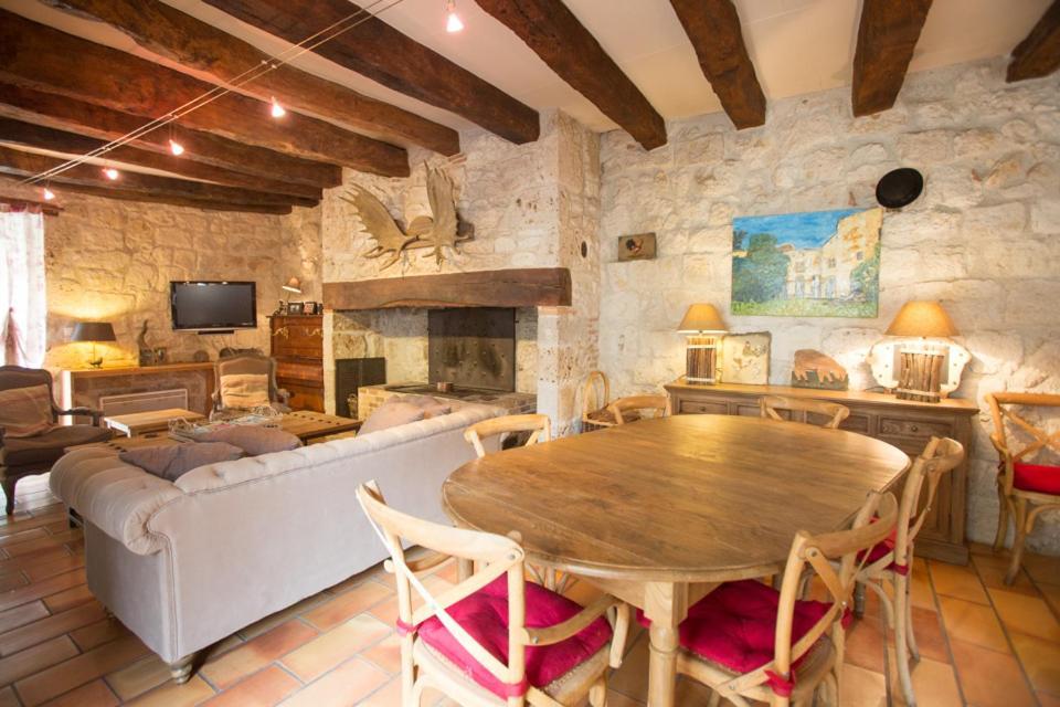 Chateau De Pleneselve Bon-Encontre Kültér fotó