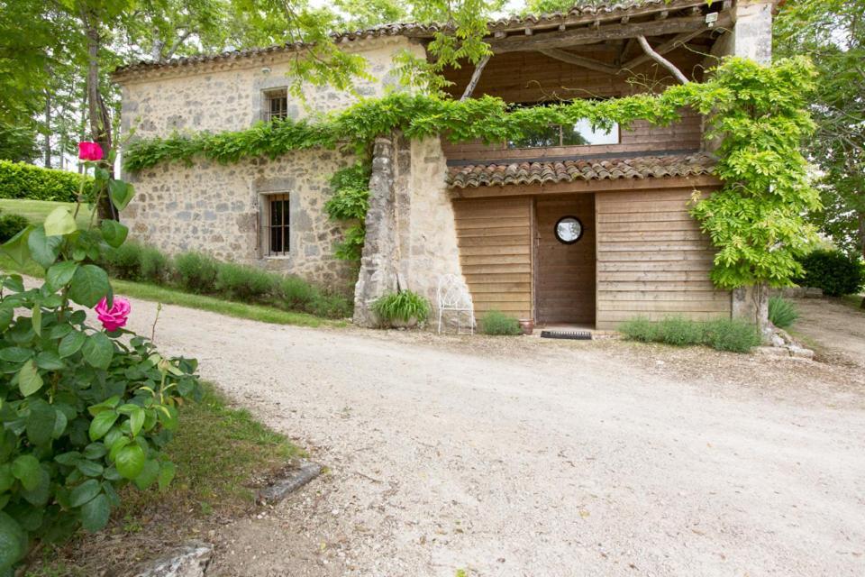 Chateau De Pleneselve Bon-Encontre Kültér fotó
