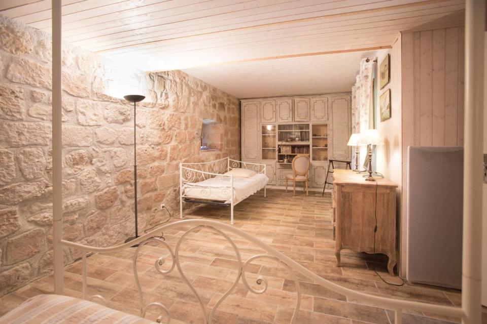 Chateau De Pleneselve Bon-Encontre Kültér fotó